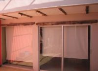 Vom Innenhof Richtung Wohnszimmer