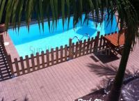 Modernes Reihenhaus mit Privatpool