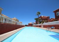 Haus mit grosser Terrasse im Sonnenland